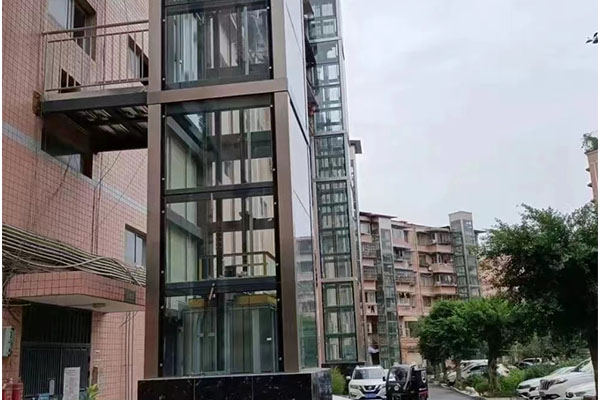 家用電梯